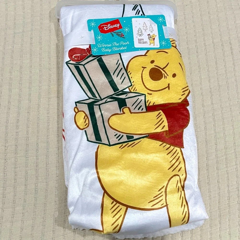 Disney Winnie the Pooh Baby Blanket Christmas Holiday Plush White 30x40‎ GS72129